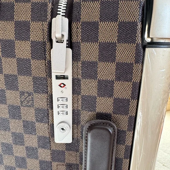 BRAND NEW!! Louis Vuitton Horizon Damier Roller Bag - Picture 10 of 16